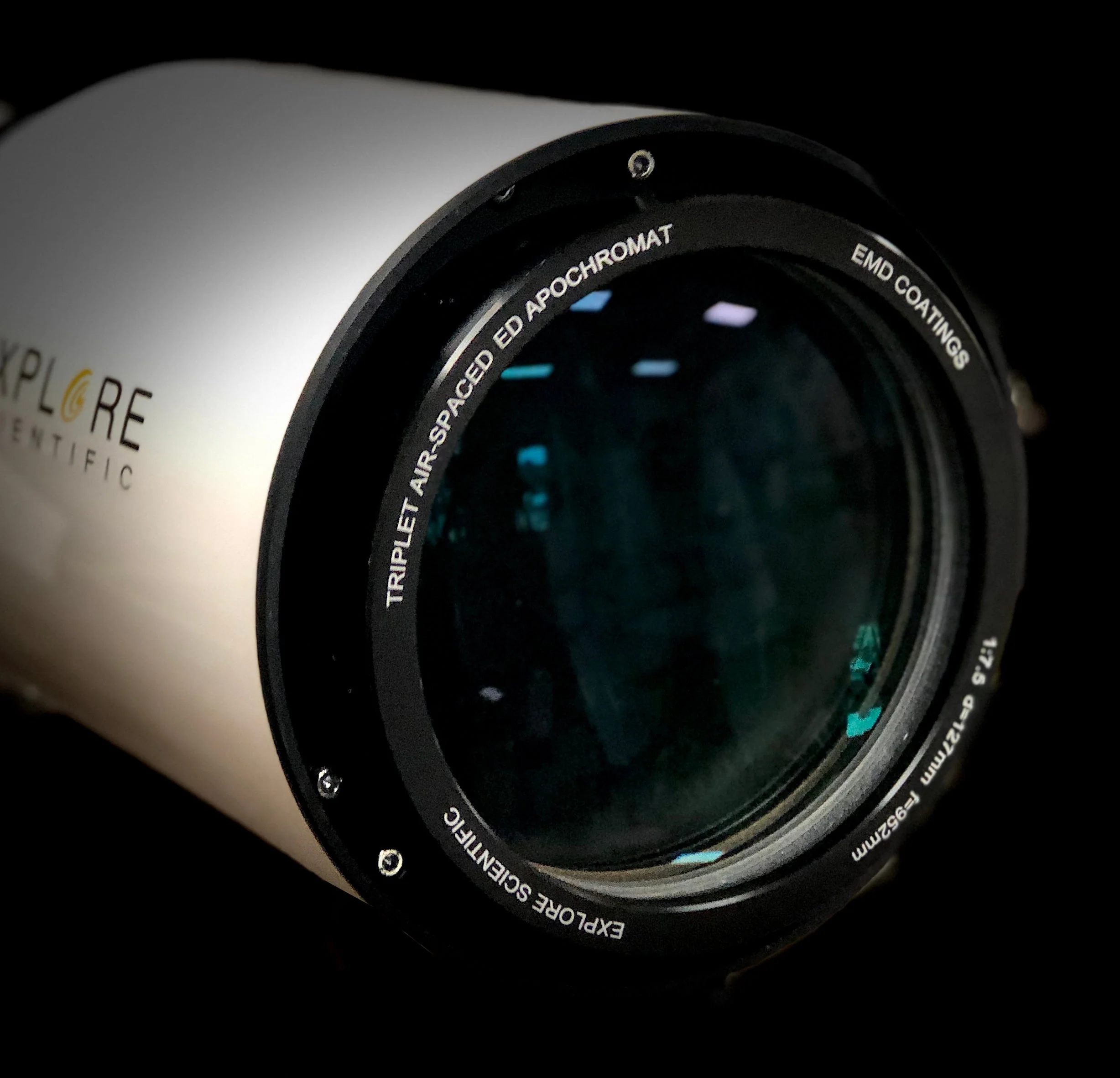 Explore Scientific ED127 Essential Series Air-Spaced Triplet Refractor Telescope - ES-ED127075-04 - Image 2