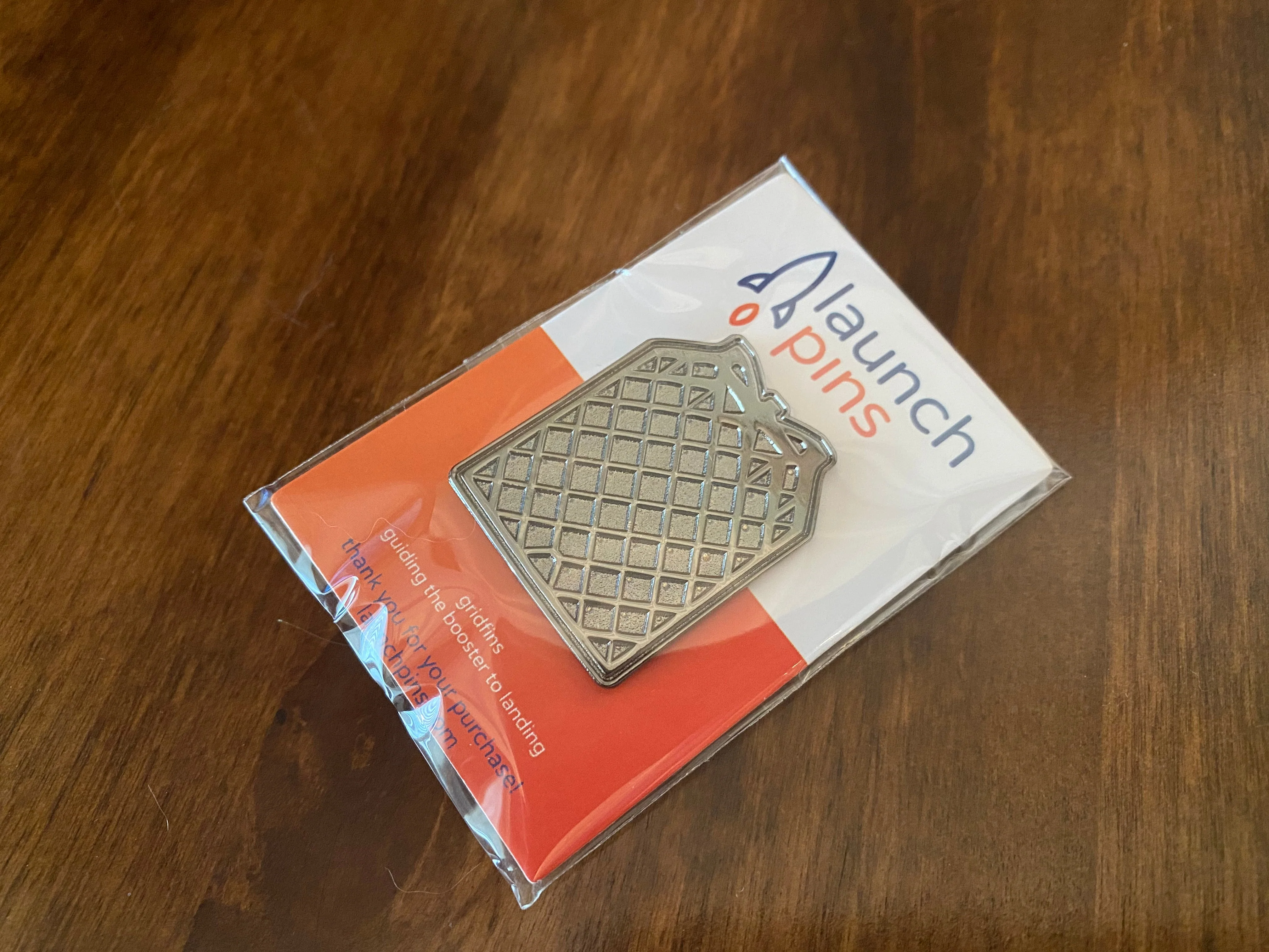 Grid Fin Hard Enamel Pin - Image 5