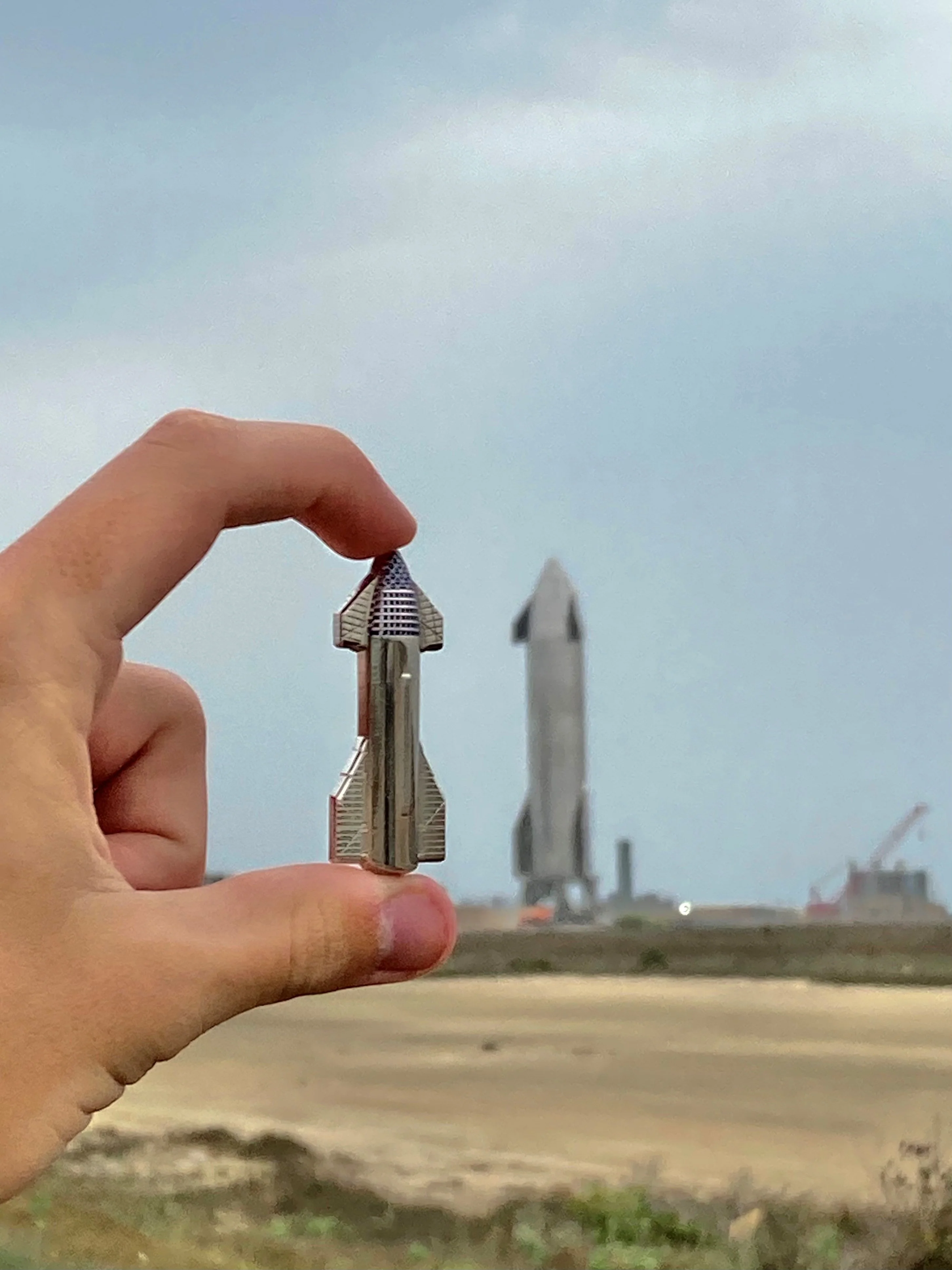 Starship 3D Enamel Pin - Image 5